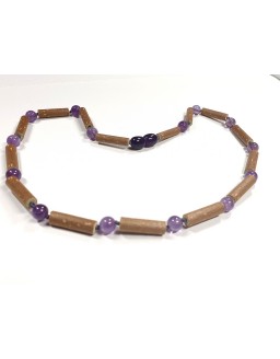 Hazelwood necklace with amethyst stones