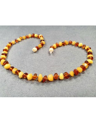 Natural genuine Baltic amber necklace